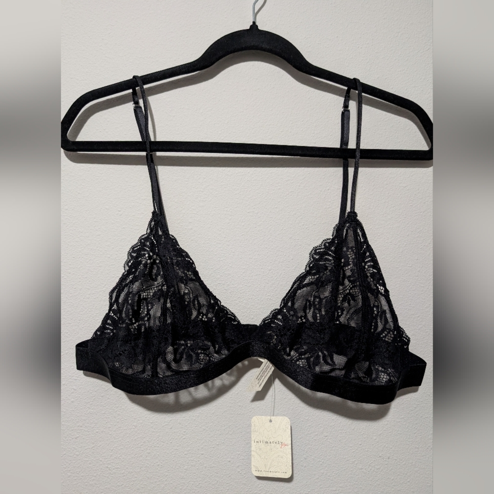 NWT Free People Black Lace Bralette